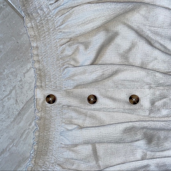 Off the shoulder shirt - Picture 2 of 2